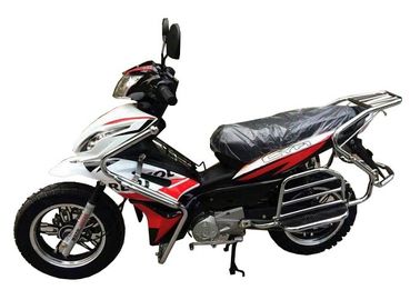 China Motorrad 110cc 125cc CUB, CUB-Motorrad-automatisches Kupplungs-Maschinen-Aluminium-Rad fournisseur